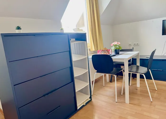 With Parking & Fitness * Vienna